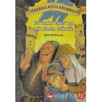 Ejderha Avcıları Okulu 10 Eyvah! Eao’da Aileler Günü! - Kate McMullan - Beyaz Balina Yayınları